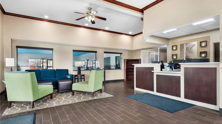 <b>Comfort Inn and Suites North East Lobby</b>. Images powered by <a href="https://iceportal.shijigroup.com/" title="IcePortal" target="_blank">IcePortal</a>.