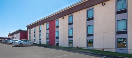 Quality Inn Near Pimlico Racetrack Exterior