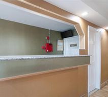 Quality Inn Near Pimlico Racetrack Lobby