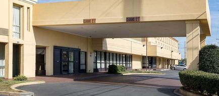 Quality Inn Andrews Air Force Base Exterior