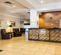 Quality Inn Andrews Air Force Base Lobby