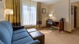<b>Comfort Inn & Suites Cambridge Suite</b>. Images powered by <a href="https://iceportal.shijigroup.com/" title="IcePortal" target="_blank">IcePortal</a>.