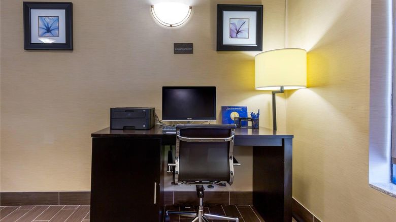 <b>Comfort Inn & Suites Cambridge Other</b>. Images powered by <a href="https://iceportal.shijigroup.com/" title="IcePortal" target="_blank">IcePortal</a>.
