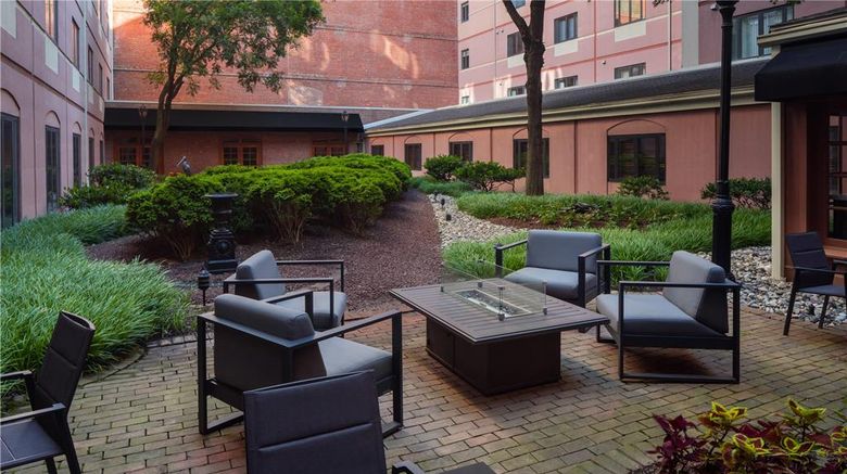 <b>The Inn at Henderson's Wharf, Ascend Pool</b>. Images powered by <a href="https://iceportal.shijigroup.com/" title="IcePortal" target="_blank">IcePortal</a>.