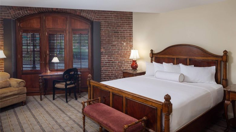 <b>The Inn at Henderson's Wharf, Ascend Room</b>. Images powered by <a href="https://iceportal.shijigroup.com/" title="IcePortal" target="_blank">IcePortal</a>.