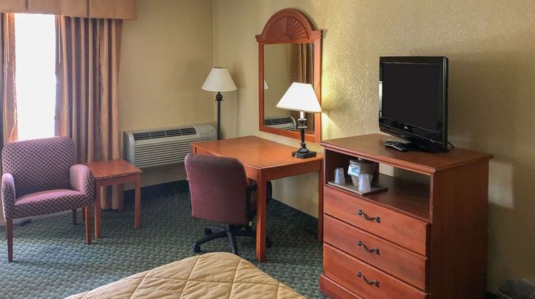 Rodeway Inn Camp Springs Room