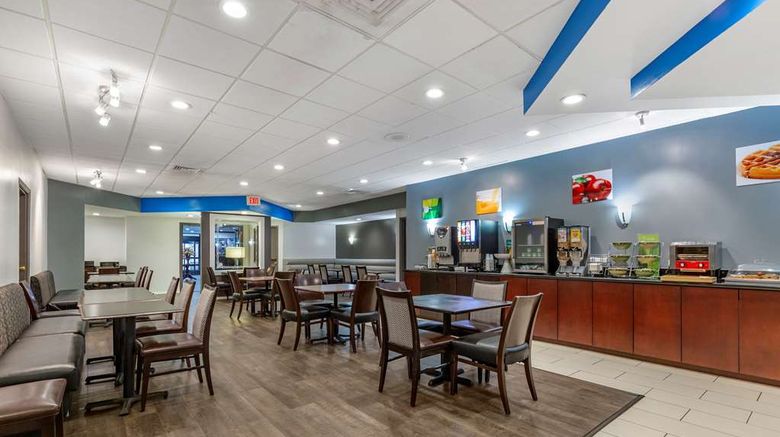 <b>Quality Inn Windsor Mill Baltimore Restaurant</b>. Images powered by <a href="https://iceportal.shijigroup.com/" title="IcePortal" target="_blank">IcePortal</a>.