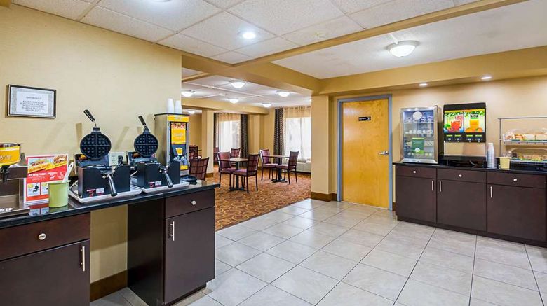 <b>Econo Lodge Hagerstown Restaurant</b>. Images powered by <a href="https://iceportal.shijigroup.com/" title="IcePortal" target="_blank">IcePortal</a>.