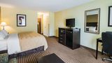 Quality Inn & Suites Frostburg Room