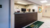<b>Quality Inn Beacon Marina Lobby</b>. Images powered by <a href="https://iceportal.shijigroup.com/" title="IcePortal" target="_blank">IcePortal</a>.