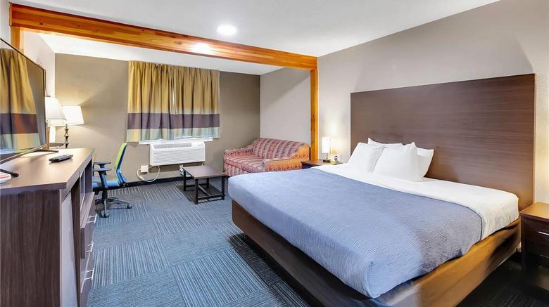 <b>Quality Inn Salisbury North Room</b>. Images powered by <a href="https://iceportal.shijigroup.com/" title="IcePortal" target="_blank">IcePortal</a>.