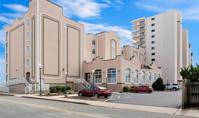 Quality Inn Beachfront Exterior