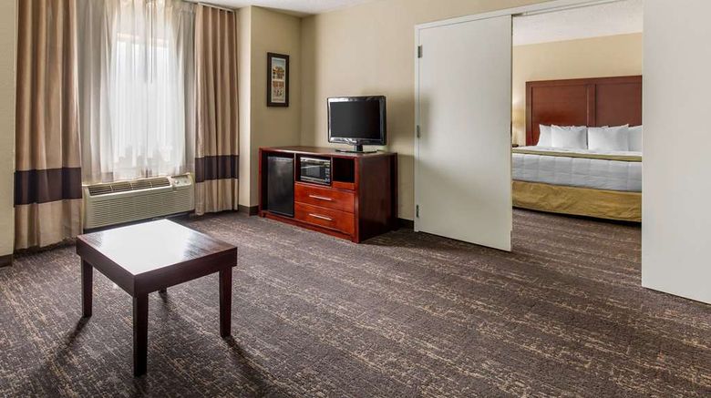 <b>Comfort Inn College Park North Suite</b>. Images powered by <a href="https://iceportal.shijigroup.com/" title="IcePortal" target="_blank">IcePortal</a>.
