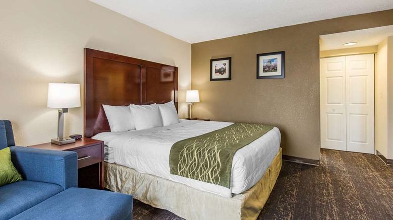 <b>Comfort Inn College Park North Suite</b>. Images powered by <a href="https://iceportal.shijigroup.com/" title="IcePortal" target="_blank">IcePortal</a>.