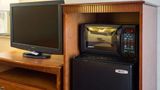 <b>Quality Inn Room</b>. Images powered by <a href="https://iceportal.shijigroup.com/" title="IcePortal" target="_blank">IcePortal</a>.