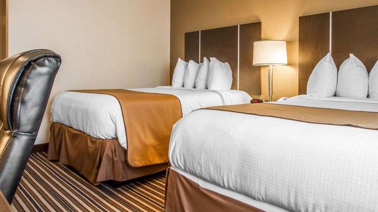 Quality Inn & Suites South Portland Room