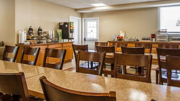 Quality Inn & Suites South Portland Restaurant