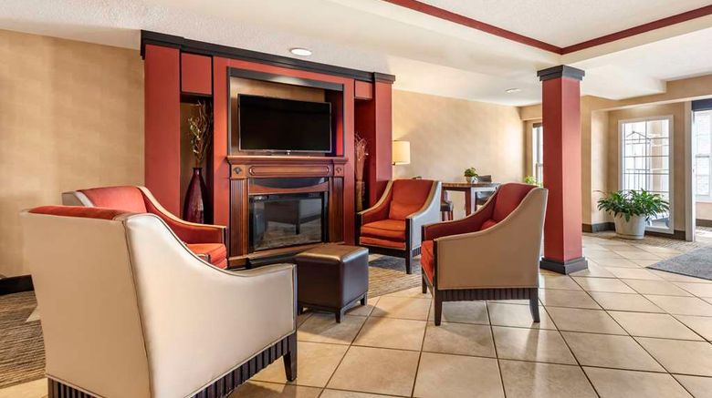 <b>Comfort Inn Augusta Lobby</b>. Images powered by <a href="https://iceportal.shijigroup.com/" title="IcePortal" target="_blank">IcePortal</a>.