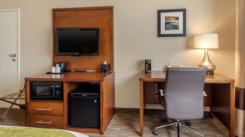 <b>Comfort Inn Room</b>. Images powered by <a href="https://iceportal.shijigroup.com/" title="IcePortal" target="_blank">IcePortal</a>.
