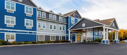 Comfort Inn and Suites Wilton Exterior