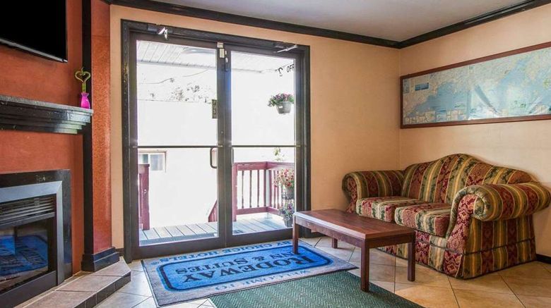 <b>Rodeway Inn & Suites Lobby</b>. Images powered by <a href="https://iceportal.shijigroup.com/" title="IcePortal" target="_blank">IcePortal</a>.