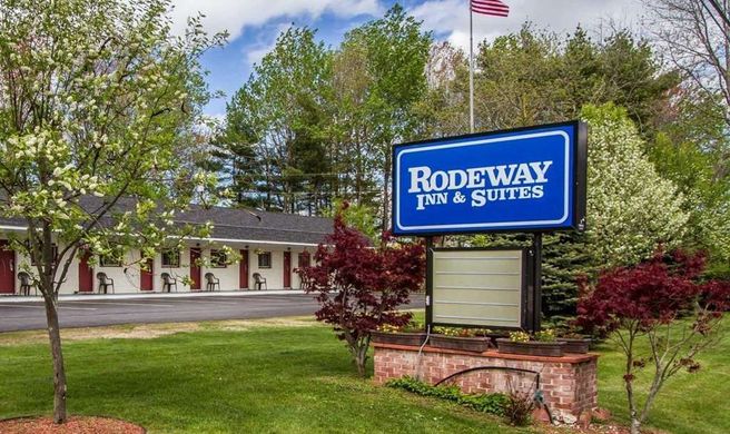 Rodeway Inn & Suites Exterior