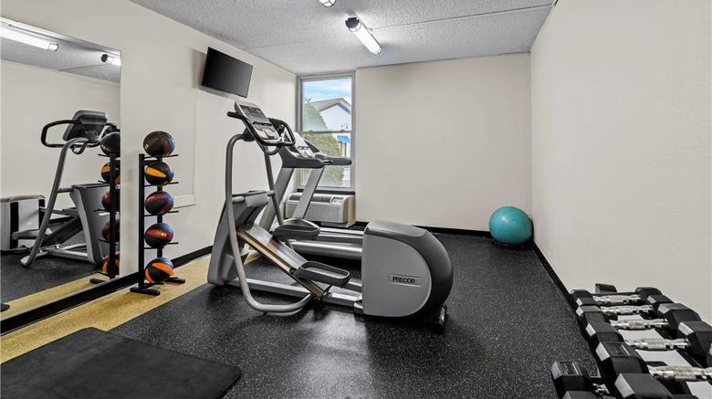 <b>Quality Inn Bangor Airport Health</b>. Images powered by <a href="https://iceportal.shijigroup.com/" title="IcePortal" target="_blank">IcePortal</a>.