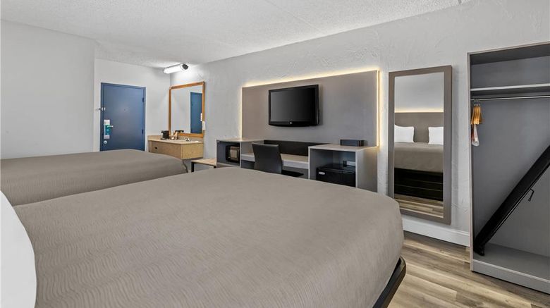 <b>Quality Inn Bangor Airport Room</b>. Images powered by <a href="https://iceportal.shijigroup.com/" title="IcePortal" target="_blank">IcePortal</a>.