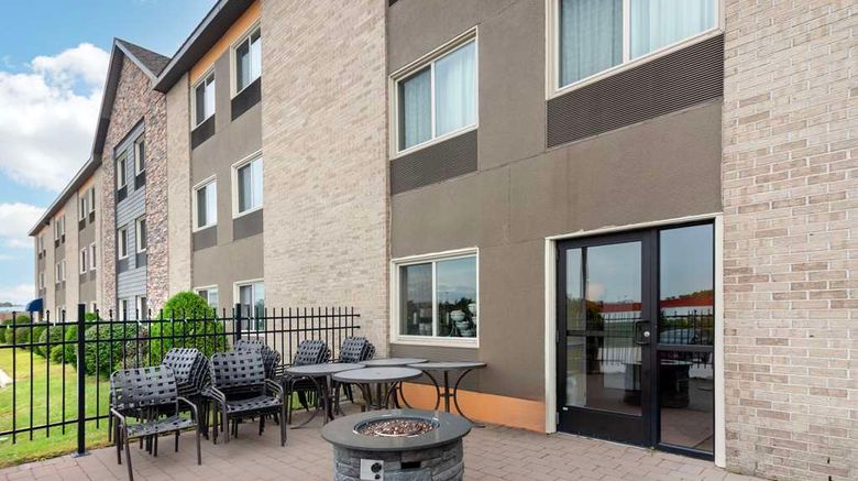 <b>Comfort Inn Bangor Exterior</b>. Images powered by <a href="https://iceportal.shijigroup.com/" title="IcePortal" target="_blank">IcePortal</a>.
