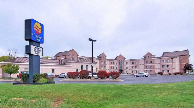 Comfort Inn Birch Run Exterior