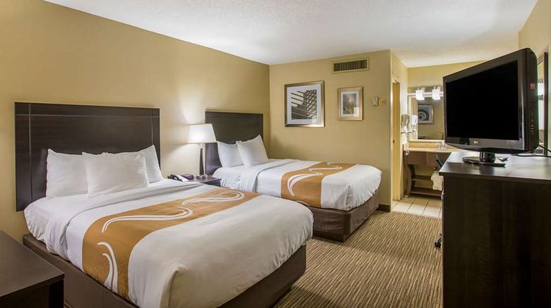 <b>Quality Inn University Room</b>. Images powered by <a href="https://iceportal.shijigroup.com/" title="IcePortal" target="_blank">IcePortal</a>.