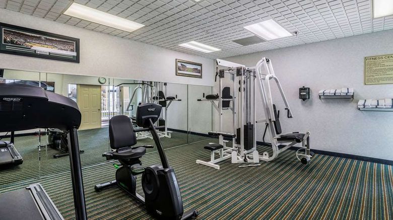 <b>Quality Inn University Health</b>. Images powered by <a href="https://iceportal.shijigroup.com/" title="IcePortal" target="_blank">IcePortal</a>.