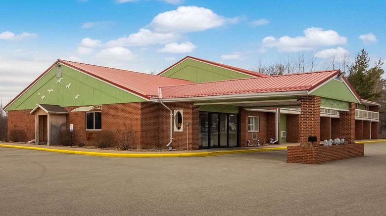 <b>Econo Lodge Exterior</b>. Images powered by <a href="https://iceportal.shijigroup.com/" title="IcePortal" target="_blank">IcePortal</a>.