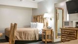 Quality Inn & Suites Mackinaw City Suite