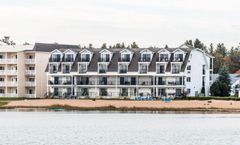 Quality Inn & Suites Mackinaw City