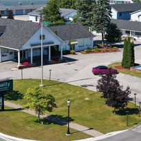 Quality Inn & Suites Mackinaw City