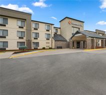 Comfort Inn Metro Airport Exterior