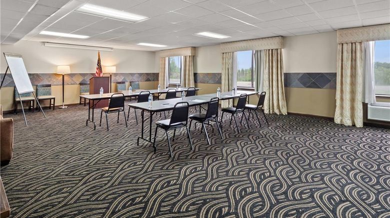 <b>Comfort Inn Metro Airport Meeting</b>. Images powered by <a href="https://iceportal.shijigroup.com/" title="IcePortal" target="_blank">IcePortal</a>.