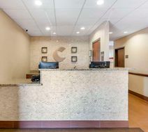 Comfort Inn Sault Ste Marie Lobby