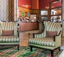 Comfort Inn & Suites & Conf Ctr Lobby