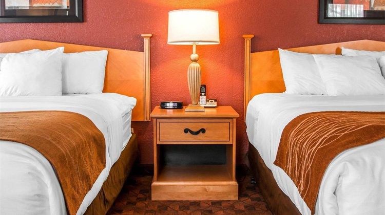 Comfort Inn & Suites & Conf Ctr Room