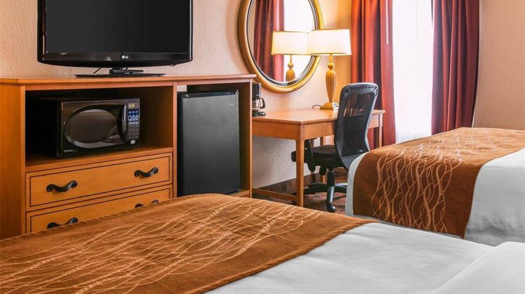 Comfort Inn & Suites & Conf Ctr Room