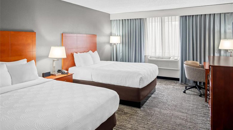<b>Country Inn & Stes by Radisson, Muskegon Room</b>. Images powered by <a href="https://iceportal.shijigroup.com/" title="IcePortal" target="_blank">IcePortal</a>.