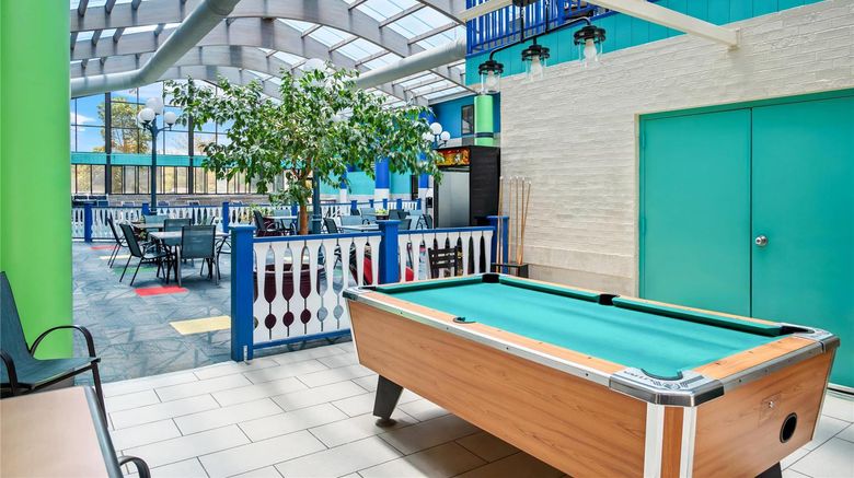 <b>Country Inn & Stes by Radisson, Muskegon Other</b>. Images powered by <a href="https://iceportal.shijigroup.com/" title="IcePortal" target="_blank">IcePortal</a>.