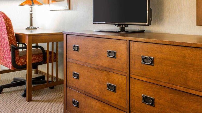 <b>Quality Inn Ironwood Room</b>. Images powered by <a href="https://iceportal.shijigroup.com/" title="IcePortal" target="_blank">IcePortal</a>.