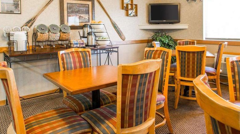 <b>Quality Inn Ironwood Restaurant</b>. Images powered by <a href="https://iceportal.shijigroup.com/" title="IcePortal" target="_blank">IcePortal</a>.