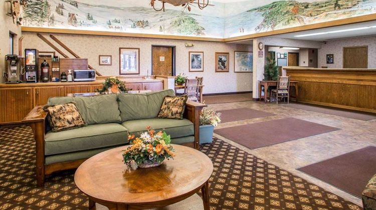 Quality Inn Ironwood Lobby