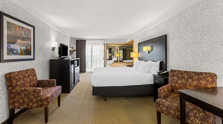 Quality Inn Lakefront Room