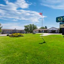 Quality Inn Lakefront