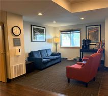 Comfort Inn Iron Mountain North Lobby